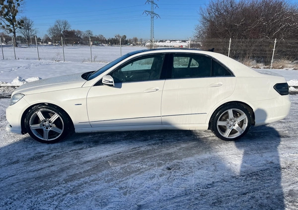 Mercedes-Benz Klasa E cena 45900 przebieg: 274000, rok produkcji 2010 z Wrocław małe 79